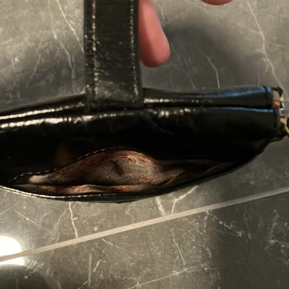 HOBO Leather Wristlet Wallet & Phone - Picture 5 of 8